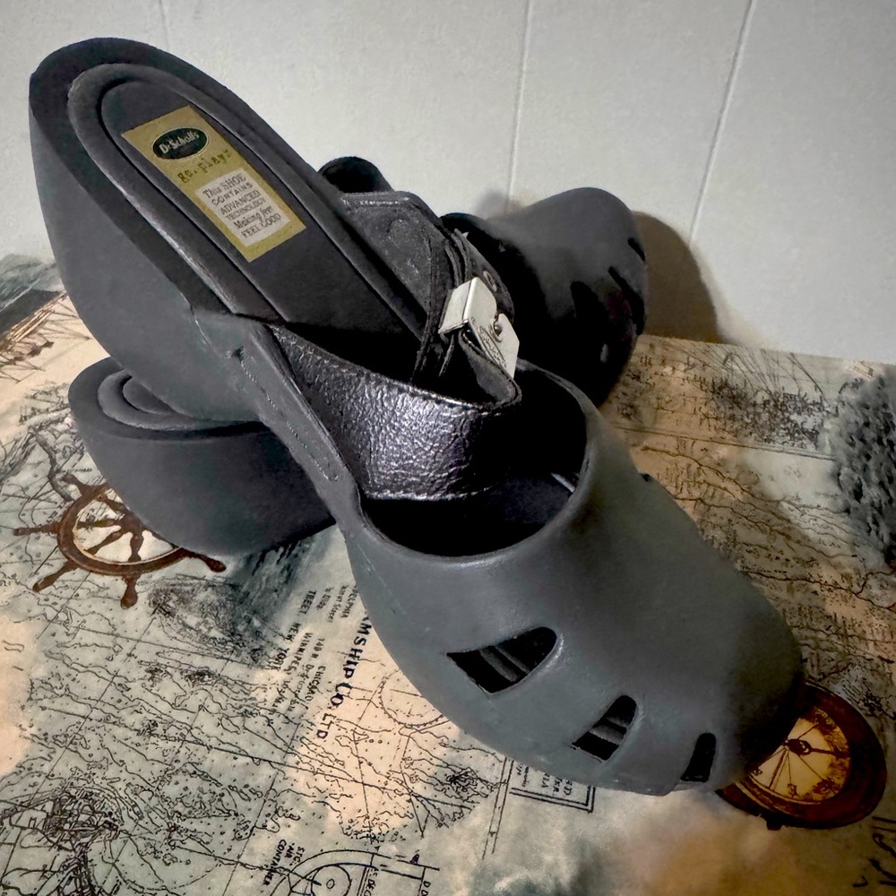 Dr. Scholl's Black Go Play Sandals